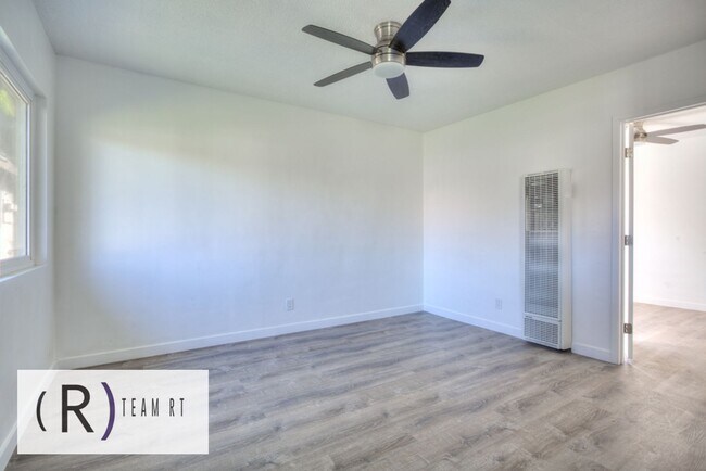 Building Photo - Adorable Newly Remodeled 1 Bed 1 Bathroom ...