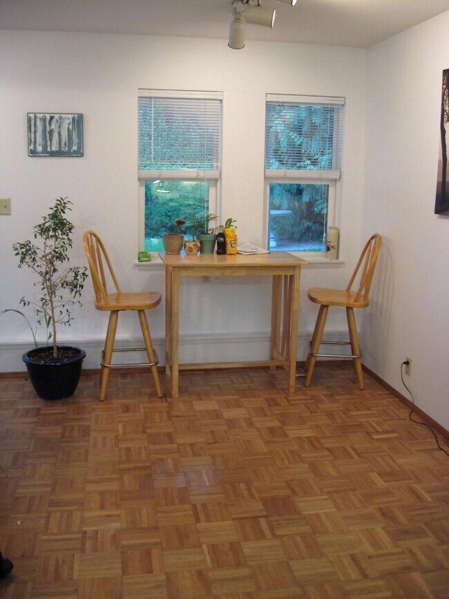 Building Photo - 9510 20th Ave NE