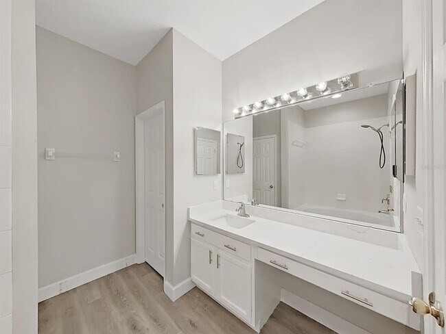 Building Photo - 11908 Fern Blossom Dr
