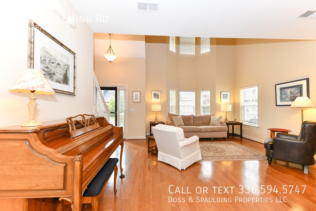 Building Photo - 1923 Fleming Rd