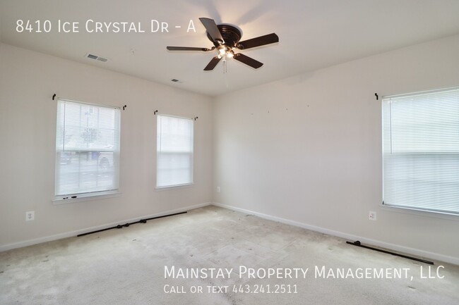 Building Photo - 2 Bedroom Condo in 55+ Legacy at Cherry Tr...