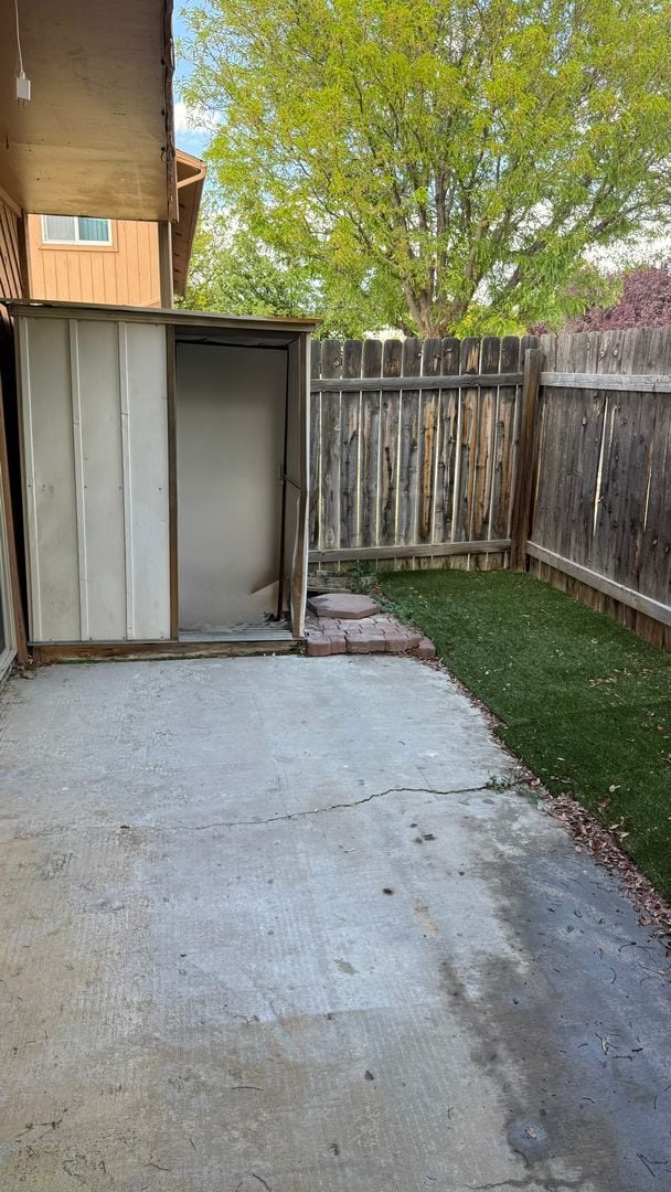Building Photo - 3 Bed 2 1/4 Bath Townhome