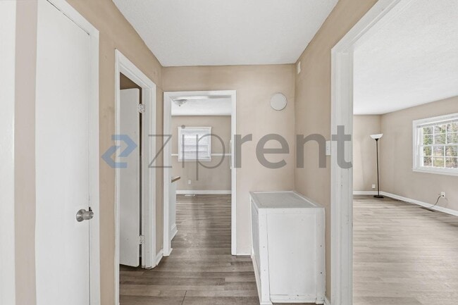 Building Photo - 1108 Walnut St