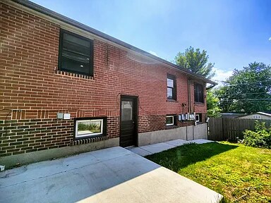 Building Photo - 591 S Ogden St
