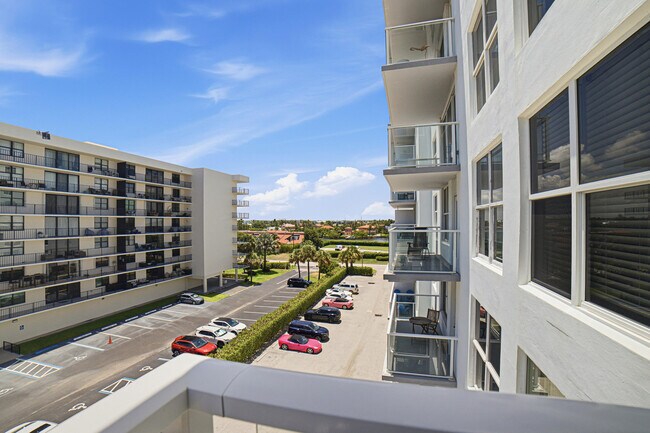 Building Photo - 3450 S Ocean Blvd