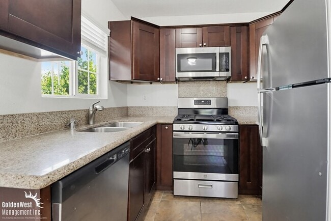 Building Photo - Cozy 2Bdm 1Ba Home in the Mountain View Neighborhood