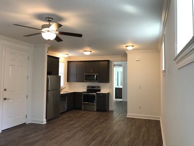 Building Photo - 311 Bailey Dr