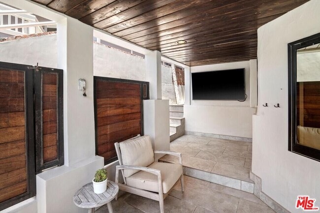 Building Photo - 4811 Roma Ct