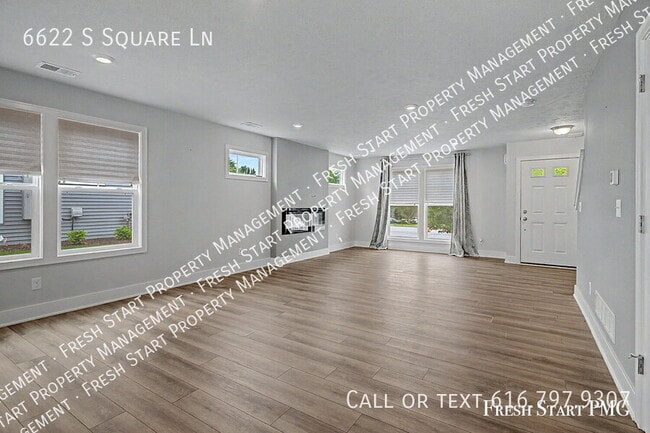 Building Photo - 6622 S Square Ln