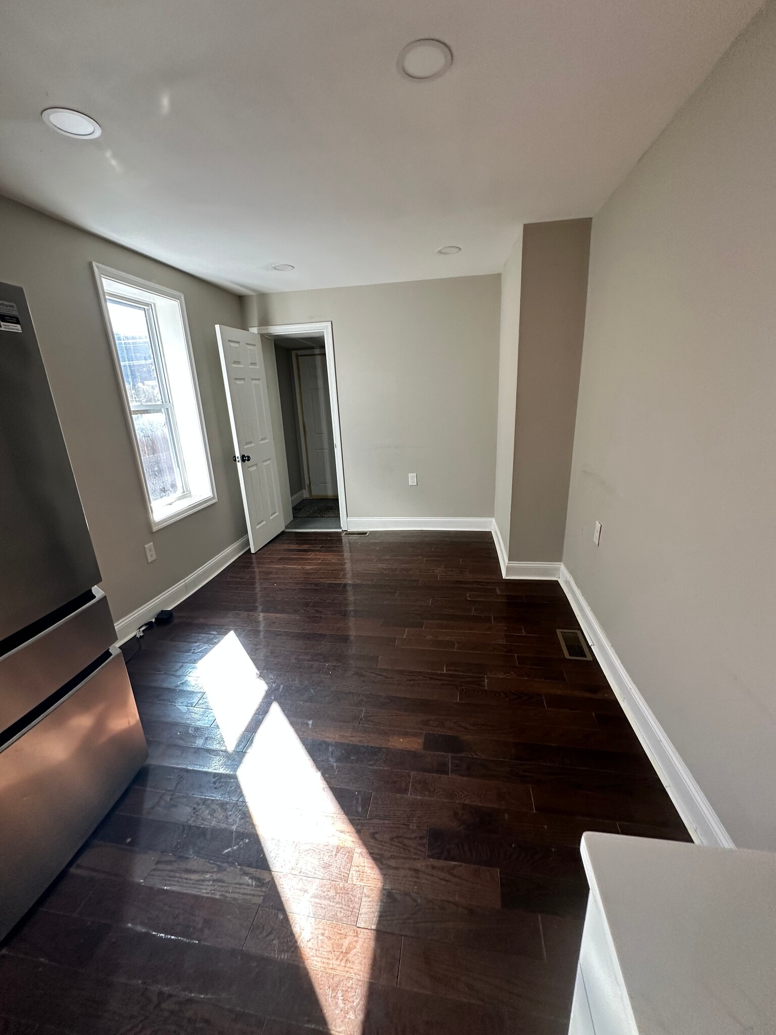 Building Photo - 2544 Turner St