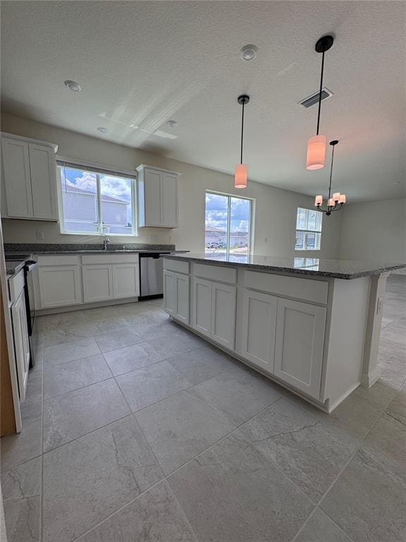 Building Photo - 3485 Sanctuary Dr