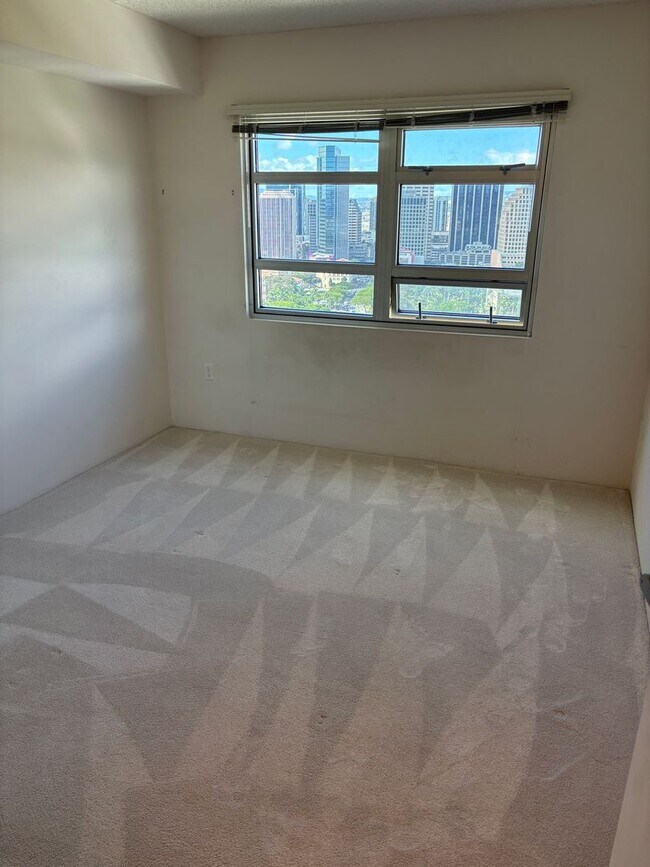 Building Photo - 801 South St