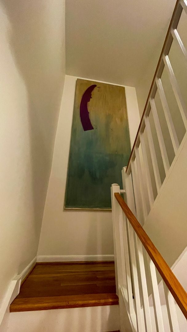 Building Photo - Spacious in SW