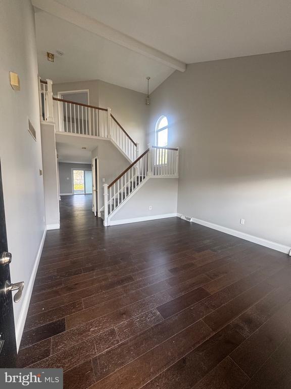 Building Photo - 136 Redden Ln