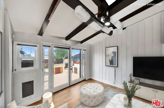 Building Photo - 10509 Wilsey Ave