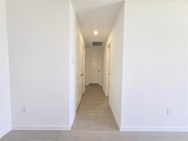 Primary Photo - 28722 Texas Sparrow Ln