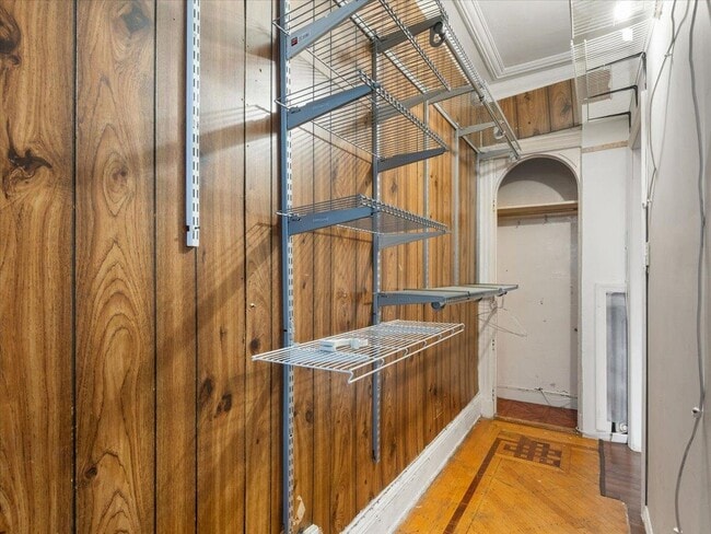 Building Photo - 811 Palisade Ave