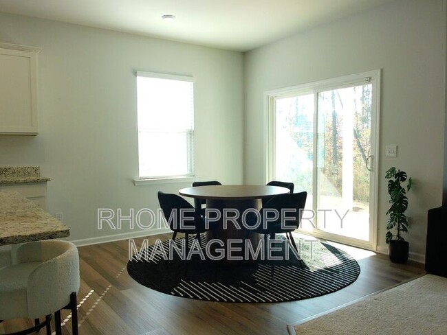 Building Photo - 3026 Birdsong Ave