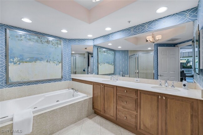 Building Photo - 2728 Tiburon Blvd E