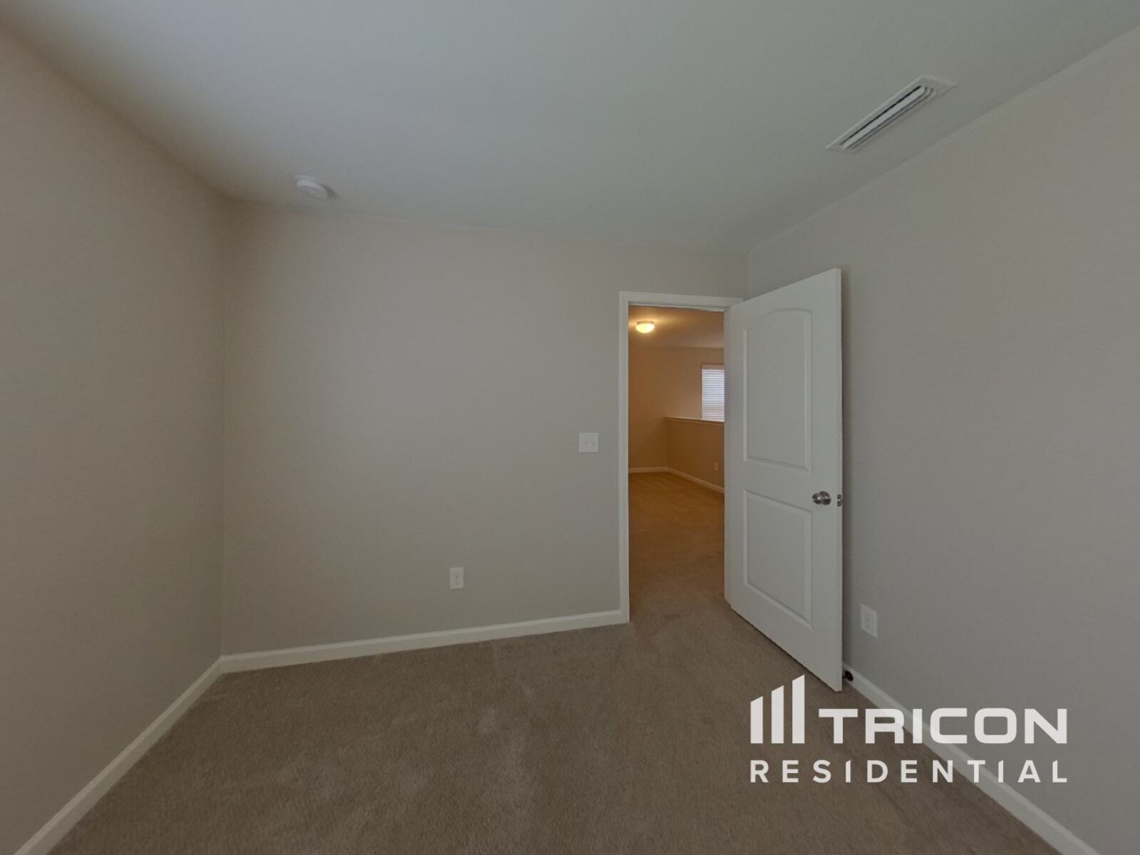Building Photo - 845 Alta Wy