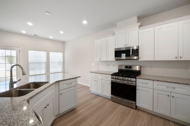 Building Photo - This 3-Year-Old Home with 4 Bedroom 2.5 Baths