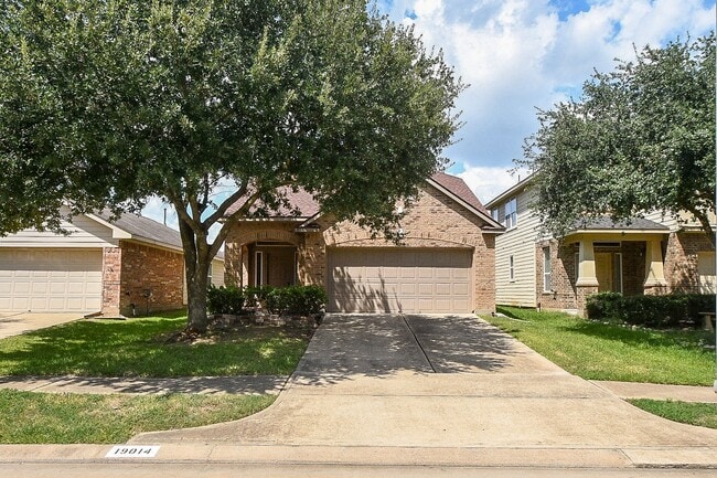 Primary Photo - 19014 Walbrook Meadows Ln