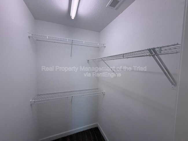 Building Photo - 509 Denny Dr