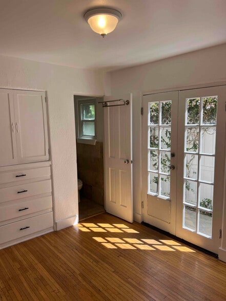 Building Photo - 3106 Broadway