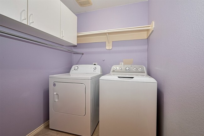 Building Photo - 16715 Red Falls Cir