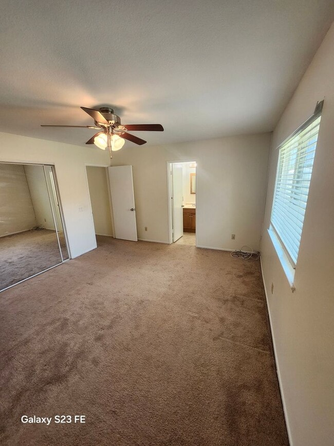 Building Photo - Single-Story home in Chino ready for you to move right in!