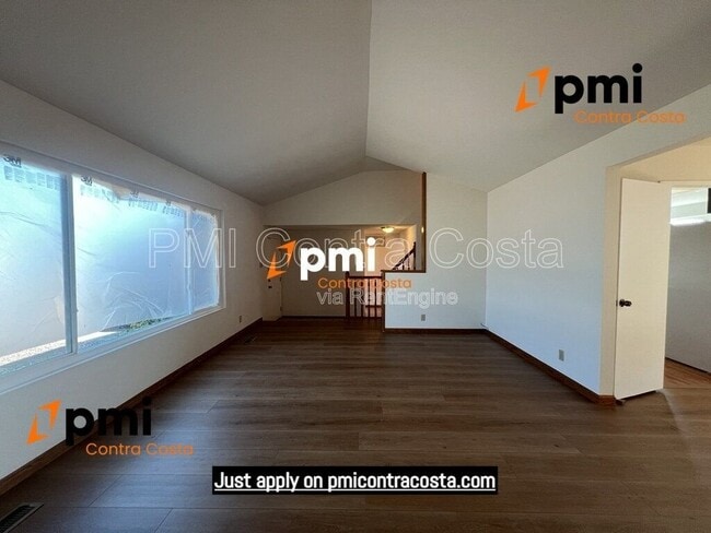 Building Photo - 2850 St Denis Dr