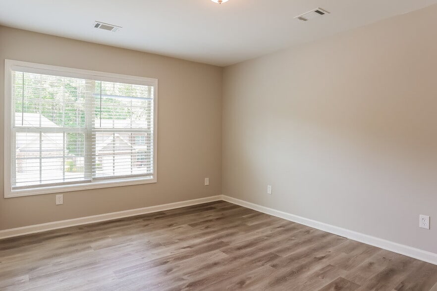 Building Photo - 370 Brannigan Ct