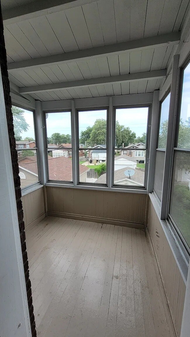 Building Photo - 5633 Finkman St