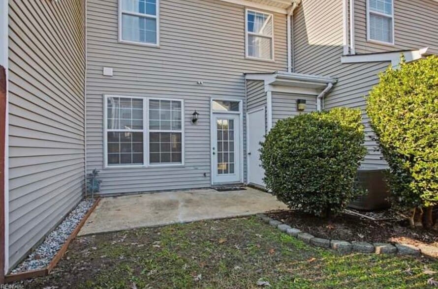 Backyard - 682 Windbrook Cir