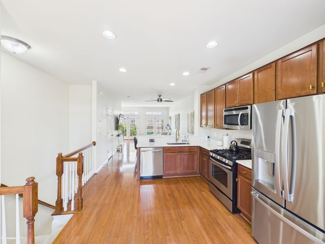 Building Photo - 15653 John Diskin Cir