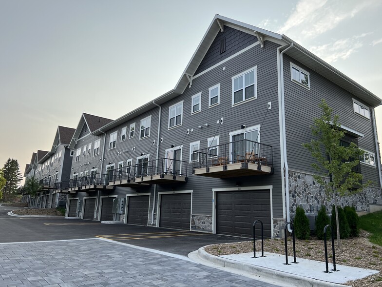 2185 Wisconsin Ave, Grafton Townhomes - 2185 on Wisconsin Townhomes