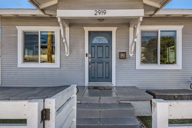 Building Photo - Vintage and Efficient 2 Bedroom Craftsman in North Park
