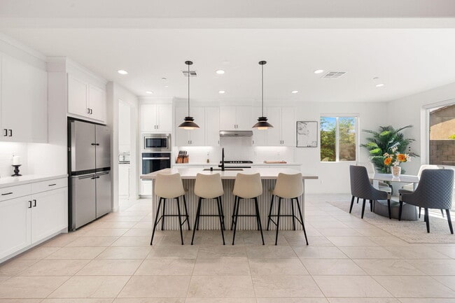 Building Photo - 81890 Via Encinitas