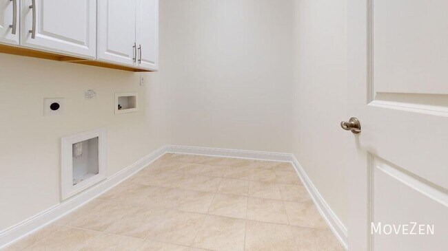 Building Photo - 10420 Sablewood Dr