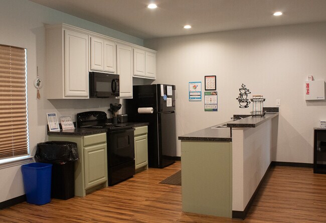 Building Photo - 1500 N Ruddell St