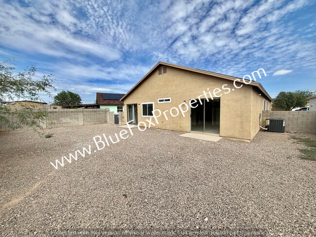 Building Photo - 6006 S Mogollon Dr