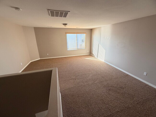 Building Photo - Bright & Spacious 5-Bedroom Home with 3-Car Garage – Available Now