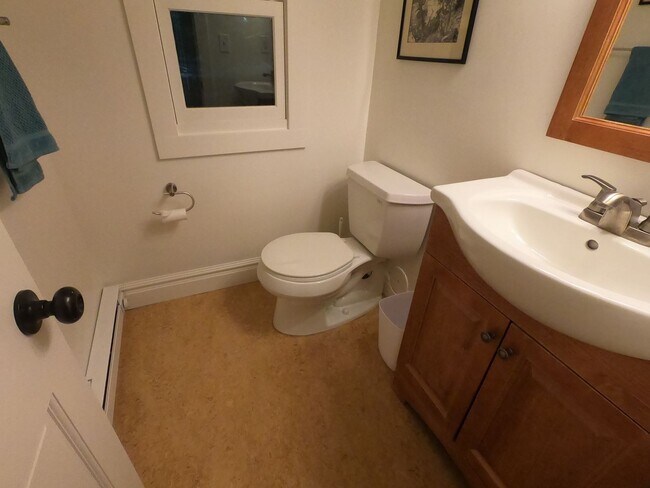 Building Photo - Masterfully renovated 1898 bungalow Chautauqua Park