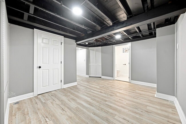 Building Photo - 117 Morris Ave