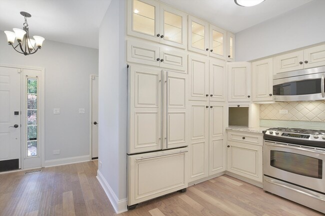 Building Photo - 169 Sierra Pass Dr
