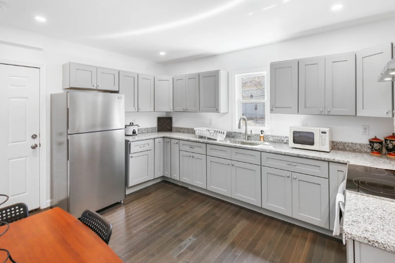 Building Photo - 15 Hawley St