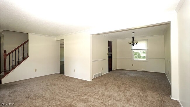 Building Photo - 5907 Sunset Dr