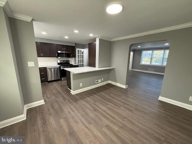 Building Photo - 1579 Dellsway Rd
