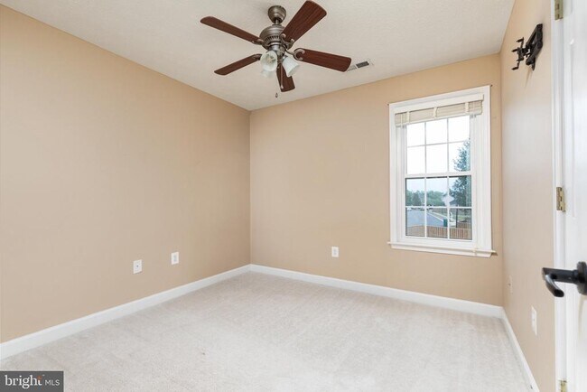 Building Photo - 677 Dellinger Dr