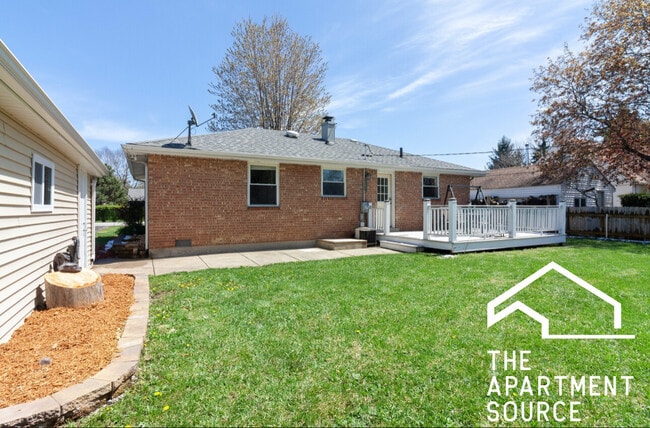 Building Photo - 8108 S 85th Ave